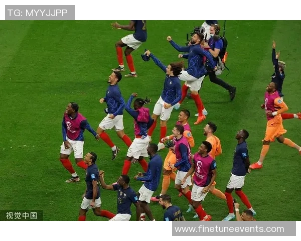 卡点足球明星精彩瞬间集锦让你领略球场魅力与激情 卡点足球明星精彩瞬间集锦让你领略球场魅力与激情